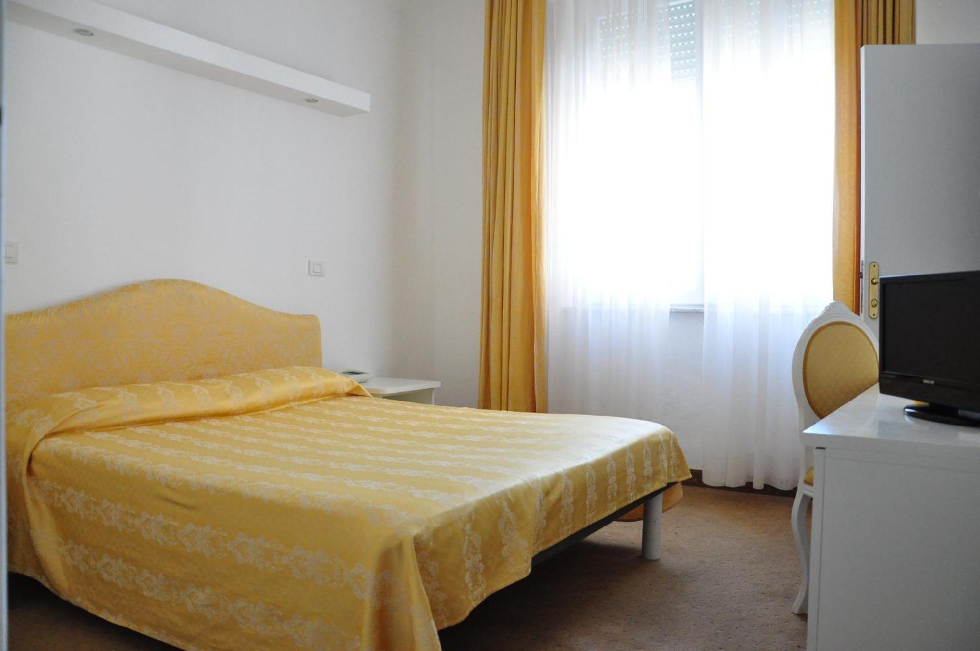 Hotel Sirena Senigallia Exterior photo