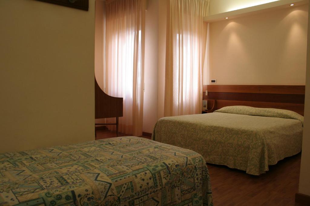 Hotel Sirena Senigallia Exterior photo